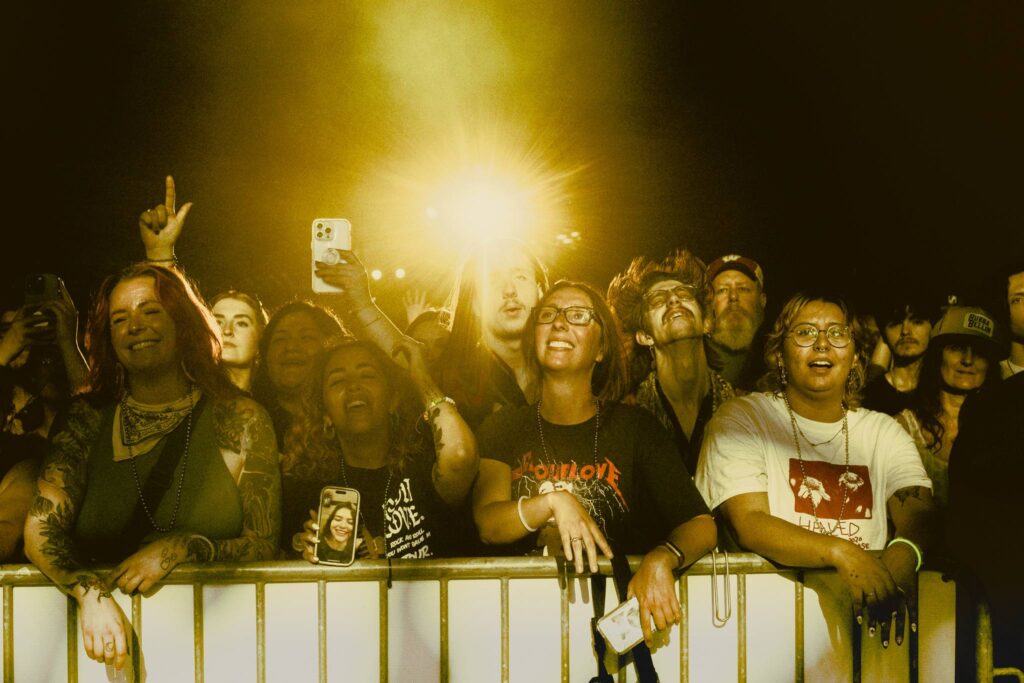 GROUPLOVE on the Methodist Richardson Medical Center Stage at Wildflower! Arts & Music Festival #WAMFEST24 #RichardsonRocks
Photo credit: Abby Mueller https://www.instagram.com/amuellerphoto/
https://linktr.ee/abbycmueller